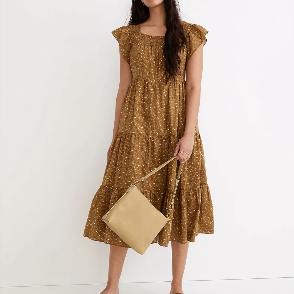 Cotton Ruffle Sleeve Tiered Flutter Sleeve Dress in Delicate Daisy Stitch Floral